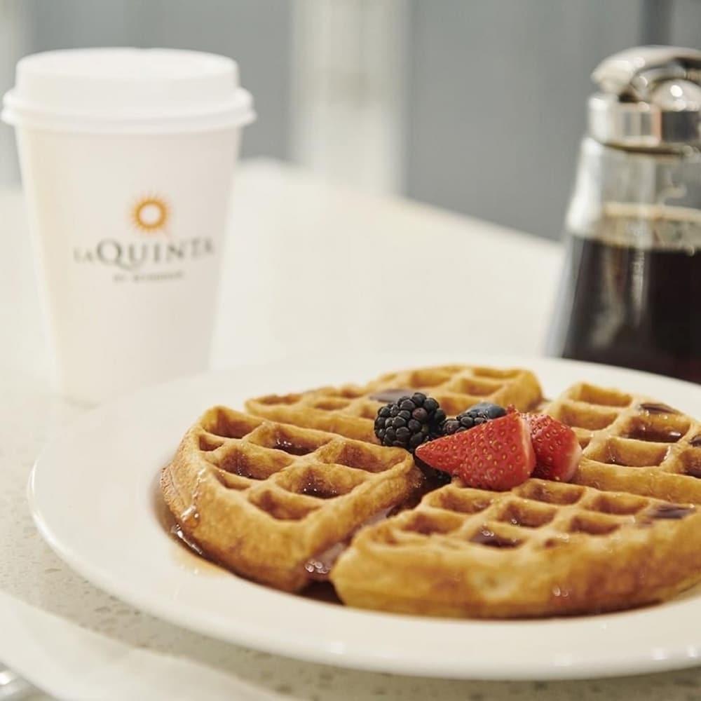 La Quinta By Wyndham Danbury Hotel Eksteriør billede