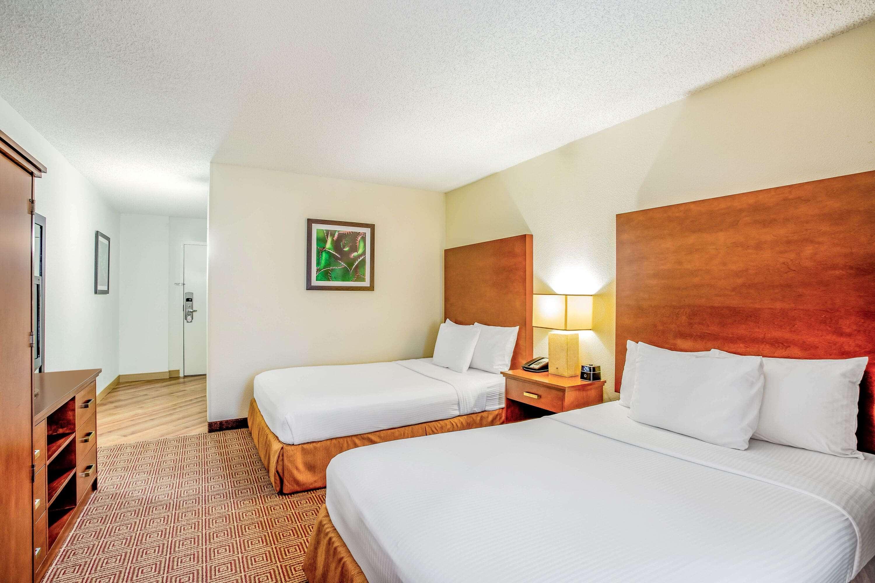 La Quinta By Wyndham Danbury Hotel Eksteriør billede