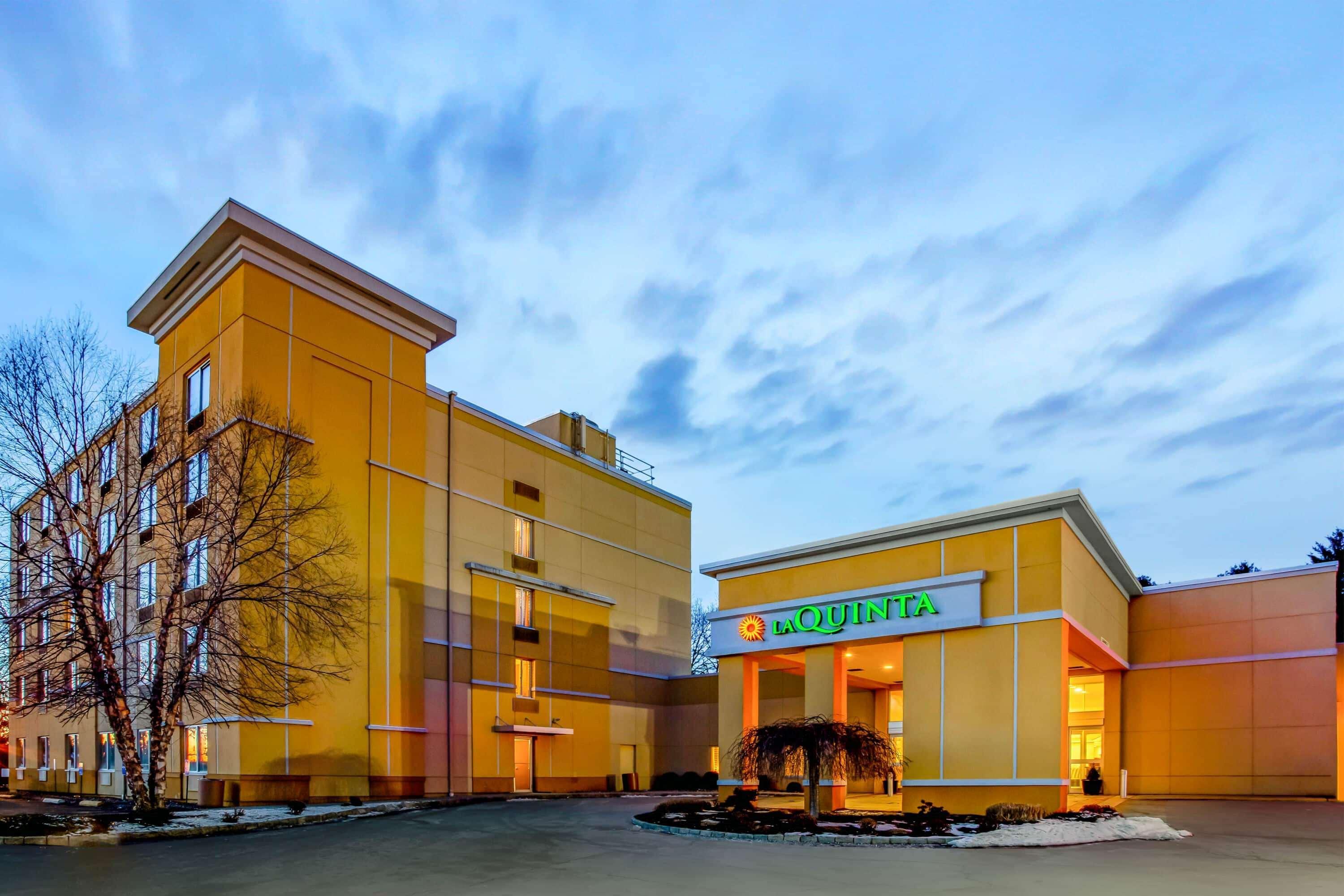 La Quinta By Wyndham Danbury Hotel Eksteriør billede